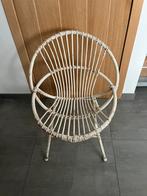Oude / vintage stoel riet met metalen onderstel, Huis en Inrichting, Stoelen, Ophalen, Zo goed als nieuw