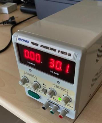 Velleman Dc voeding 0-30V 0-5A  beschikbaar voor biedingen