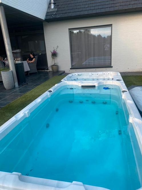 Le spa de natation Combi 3y et Second est toujours en démo, Jardin & Terrasse, Accessoires de piscine, Comme neuf, Enlèvement ou Envoi