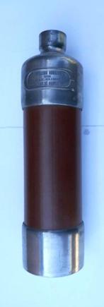 Vintage distellerie fles, goede staat (dop ontbreekt), Antiek en Kunst, Curiosa en Brocante, Ophalen of Verzenden