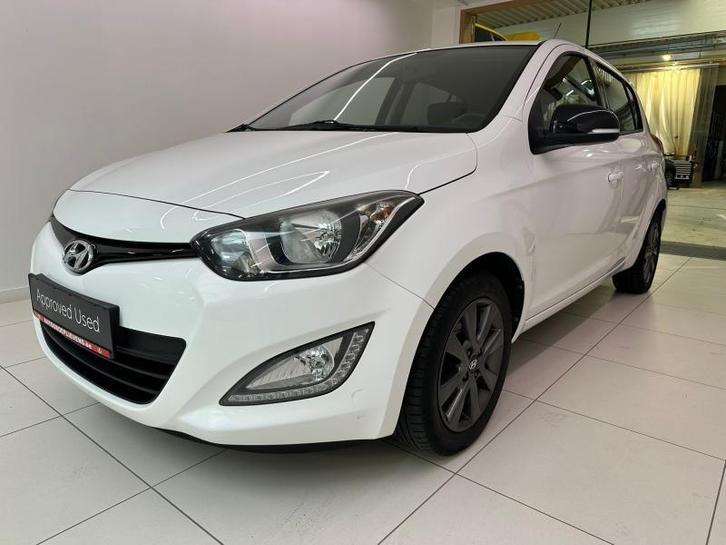 Hyundai i20 1.2 MT BENZ COOL, Auto's, Hyundai, i20, Airbags, Airconditioning, Bluetooth, Boordcomputer, Centrale vergrendeling