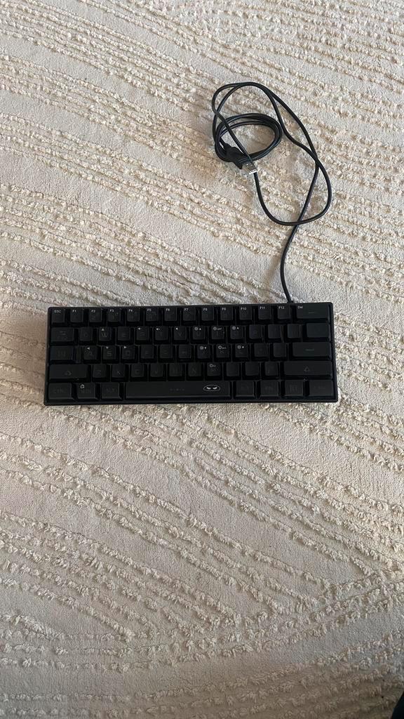 Gaming toetsenbord 40%, Computers en Software, Toetsenborden, Gebruikt, Azerty, Bedraad, Gaming toetsenbord, Ophalen