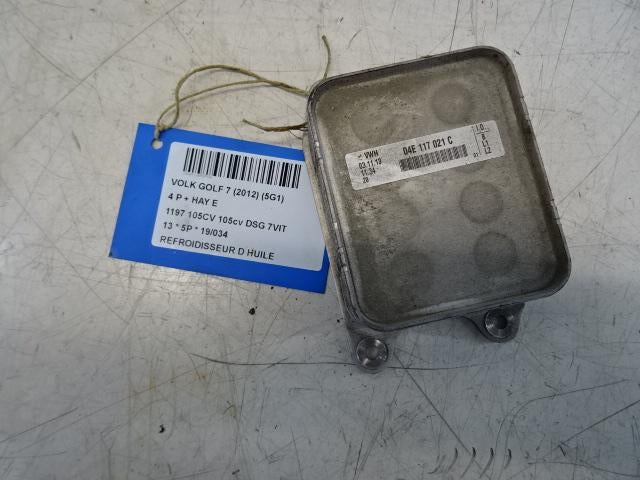 REFROIDISSEUR HUILE Volkswagen Golf VII (AUA) (04E117021C), Utilisé, Volkswagen