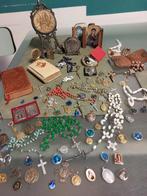 GROS LOT DE MEDAILLES RELIGIEUSES CHAPELETS ETC.., Enlèvement ou Envoi, Argent