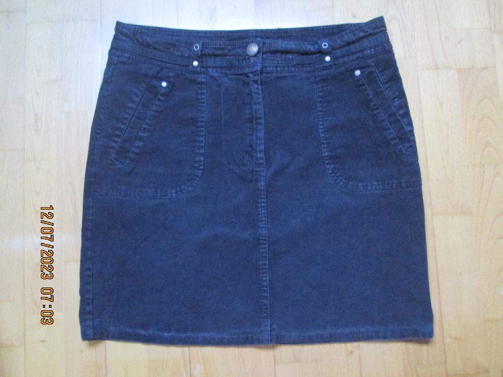 Jupe noire « M&S Mode » T 40, Kleding | Dames, Rokken, Zwart, M&S Mode, Gedragen, Boven de knie