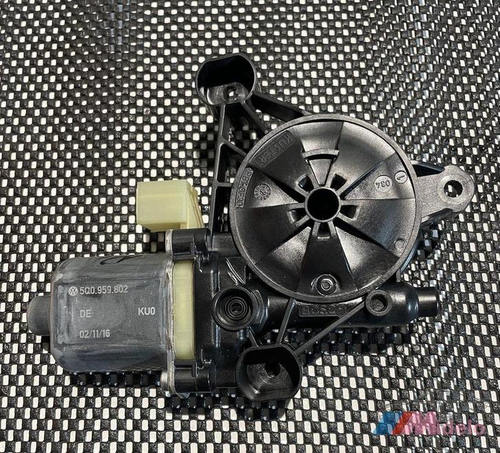 AUDI A3 RAAMMOTOR RECHTS ACHTER 5Q0959802, Auto-onderdelen, Elektronica en Kabels, Audi, Gebruikt, Ophalen of Verzenden