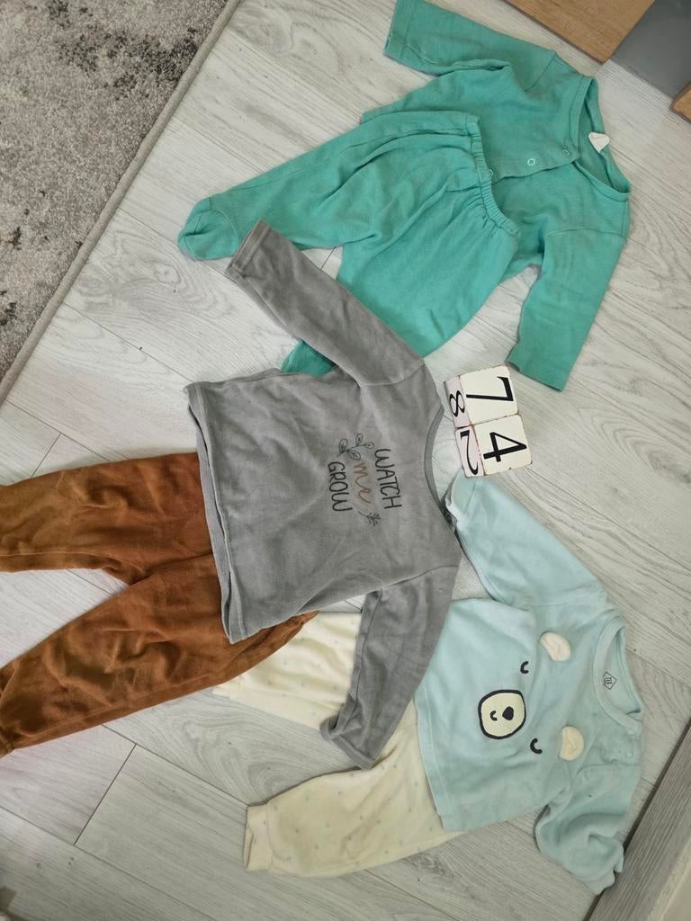 Costume de maison pyjama pour bébé, Enfants & Bébés, Enlèvement ou Envoi, Taille 74