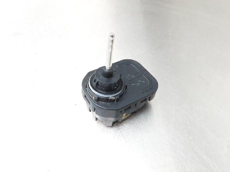 KOPLAMPMOTOR Subaru Trezia (01-2011/-), Gebruikt, Subaru