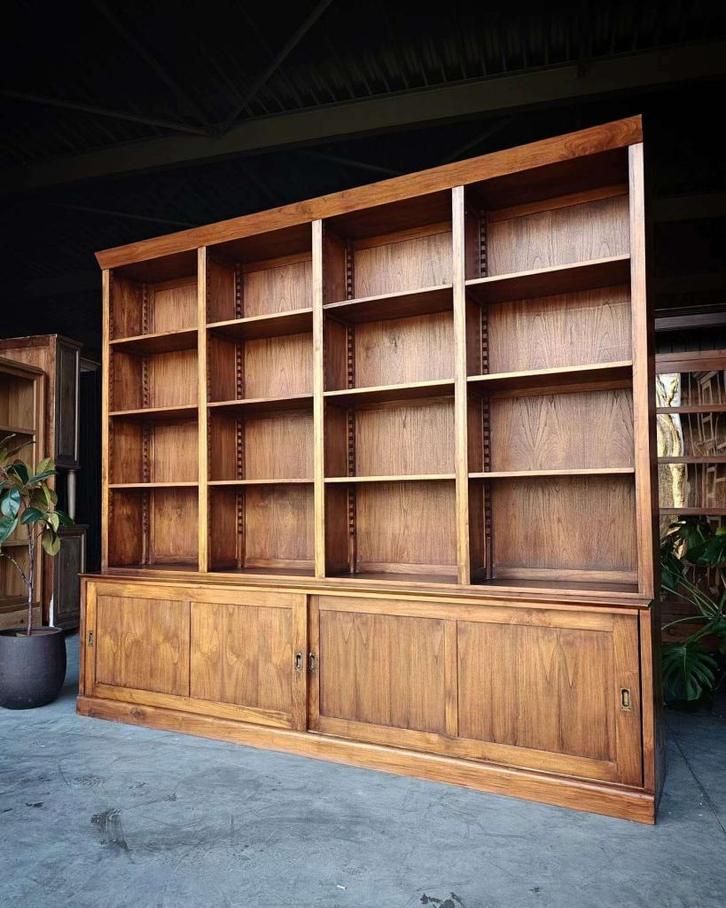 Antieke bibliotheekkast | Grote, Brede Boekenkast | #2591, Antiek en Kunst, Antiek | Meubels | Kasten, Ophalen of Verzenden