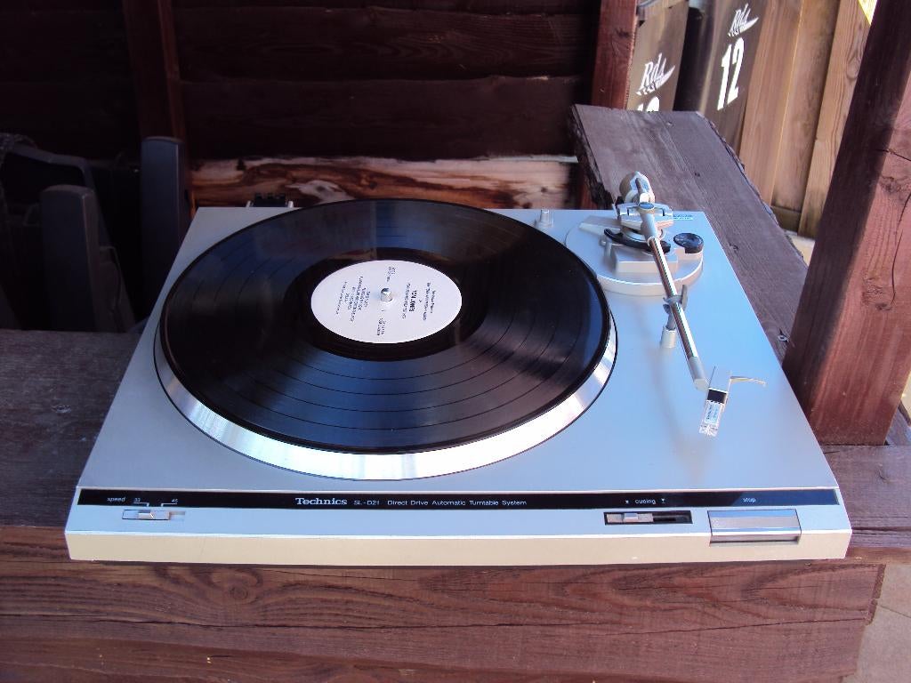 Technics SL-D21.   Scharnier stofkap stuk., TV, Hi-fi & Vidéo, Tourne-disques, Enlèvement, Utilisé, Tourne-disque, Technics