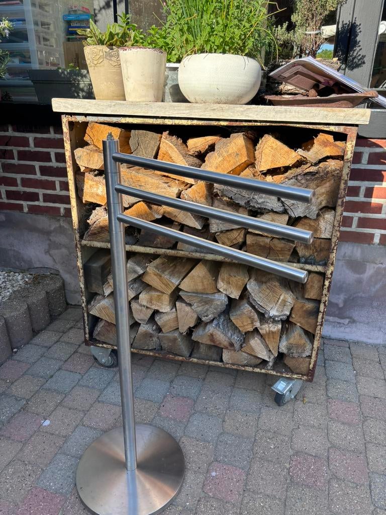 Handdoekrekje, Ophalen, Zo goed als nieuw