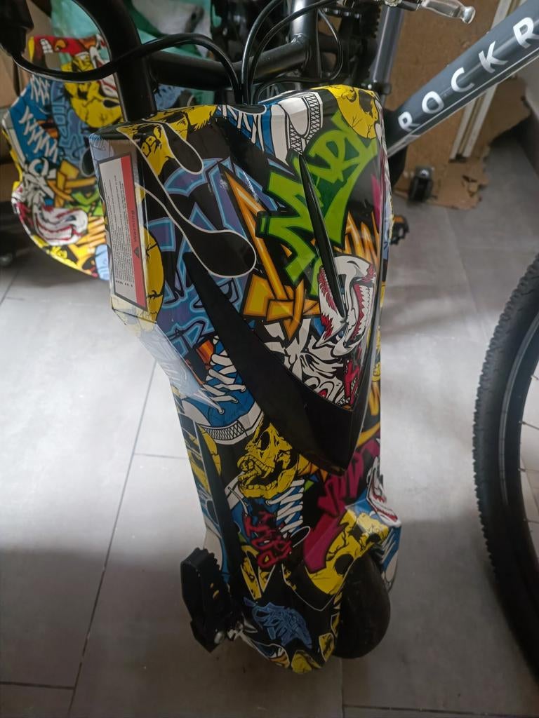 Trike (la batterie ne se charge plus), Enfants & Bébés, Enlèvement ou Envoi