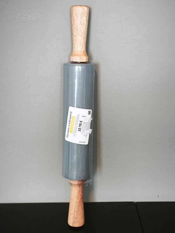 Rouleau à pâtisserie en silicone avec poignées en bois, Maison & Meubles, Cuisine | Couverts, Neuf, Couverts en vrac, Bois, Enlèvement ou Envoi
