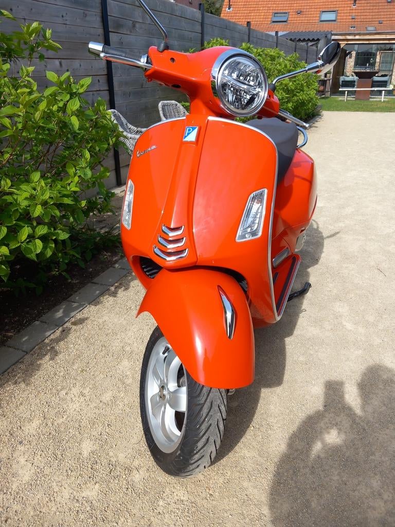 Vespa gts 125 iget, Particulier, Neuf