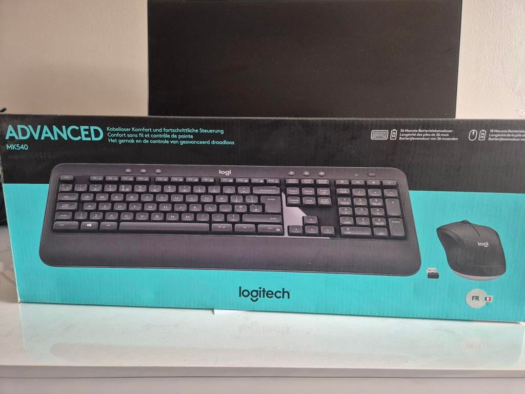 Logitech 920-008676, Informatique & Logiciels, Claviers, Azerty, Sans fil, Enlèvement ou Envoi