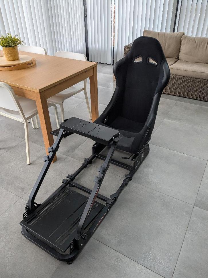 GT Omega Wheel Stand Starter Bundle (ZONDER TV), Games en Spelcomputers, Spelcomputers | Overige, Zo goed als nieuw, Ophalen