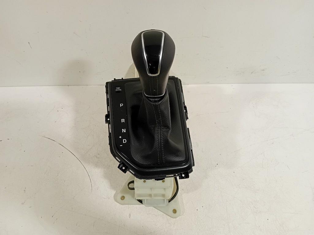 Schakelpook Hyundai Tucson, Onderdelen@venauto.nl, Van der Ven Autorecycling B.V., Gebruikt, Ettenseweg 76, 4706 PB Roosendaal, The Netherlands