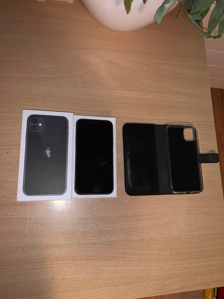 iPhone 11 64 Go, Télécoms, Téléphonie mobile | Apple iPhone, Comme neuf, 64 GB, Sans abonnement, Sans simlock, iPhone 11, Noir