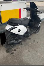 zip a klasse 4 takt, Fietsen en Brommers, Scooters | Piaggio, Ophalen, Gebruikt, Zip, Klasse A (25 km/u)