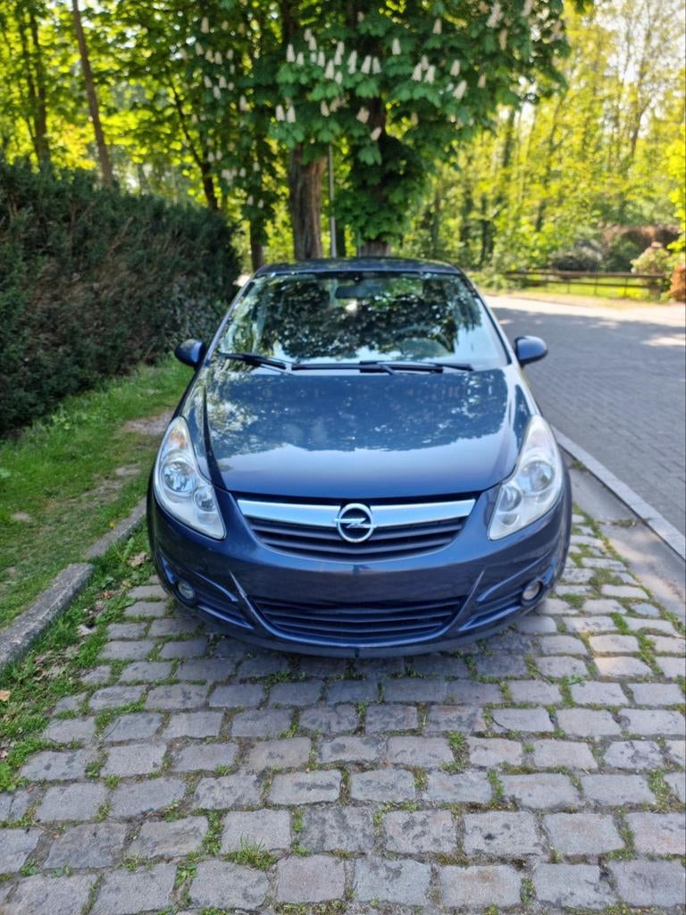Opel Corsa 1.2i Ideale starterswagen of woonwerkverkeer, Voorwielaandrijving, Stof, 4 cilinders, 1196 cc