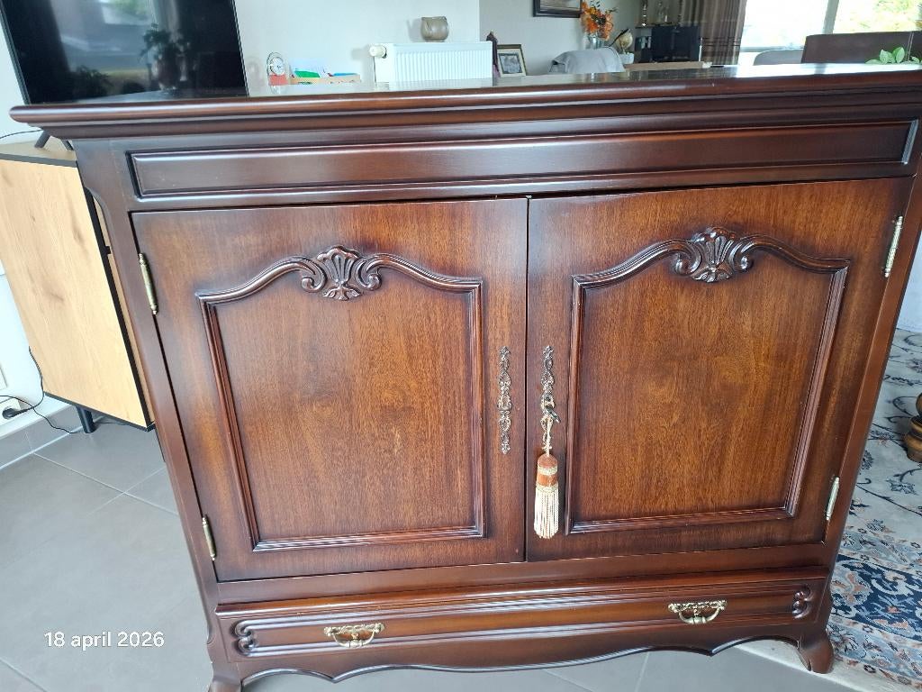 Kast, Ophalen, Gebruikt, Met deur(en), 50 tot 100 cm