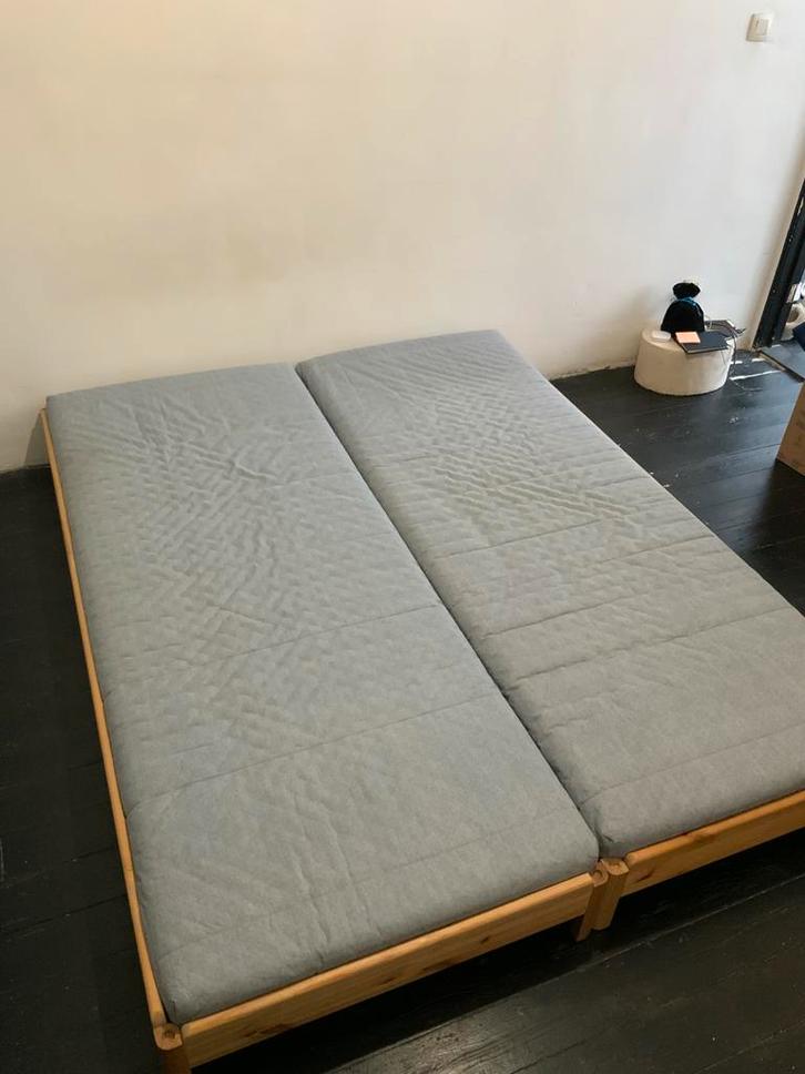 IKEA: UTÅKER Stackable bed include mattress, Huis en Inrichting, Slaapkamer | Matrassen en Bedbodems, Nieuw, Bedbodem, 160 cm