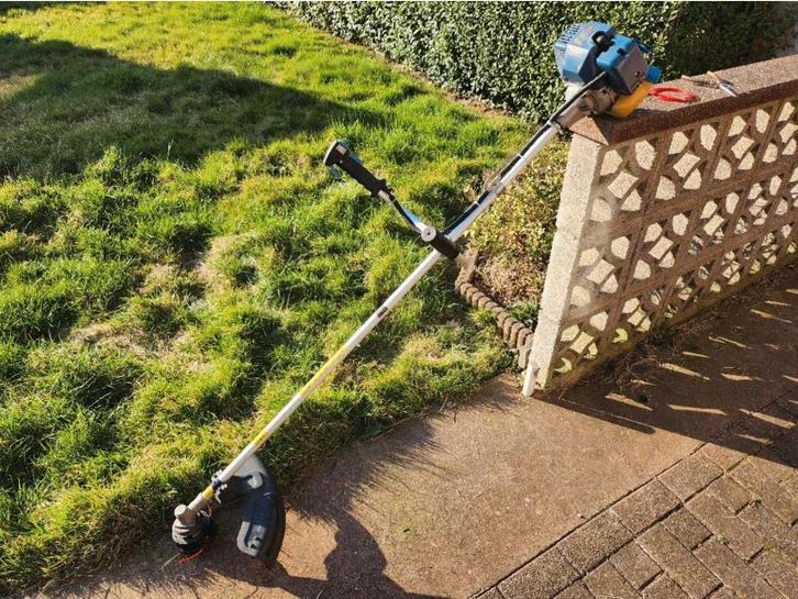 Débroussailleuse Thermique Einhell, Jardin & Terrasse, Débroussailleuses, Utilisé, Essence, 30 à 50 cm, Enlèvement