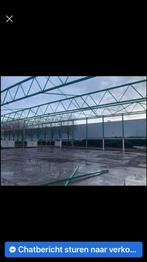 Spanten , metaalconstructie,hangaar, Ophalen