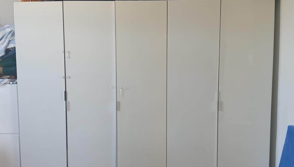 Armoire super qualité,  bon état 130€, Ophalen