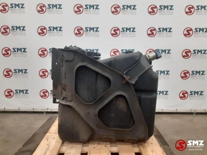 Occ AdBluetank Mercedes, Auto-onderdelen, Vrachtwagen-onderdelen, Mercedes-Benz, Brandstofsystemen, Gebruikt