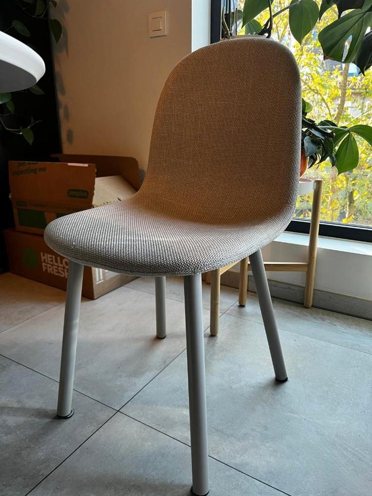 Ronde eettafel met 4 stoelen – moderne Scandinavische stijl, Huis en Inrichting, Tafels | Eettafels, Gebruikt, Ophalen
