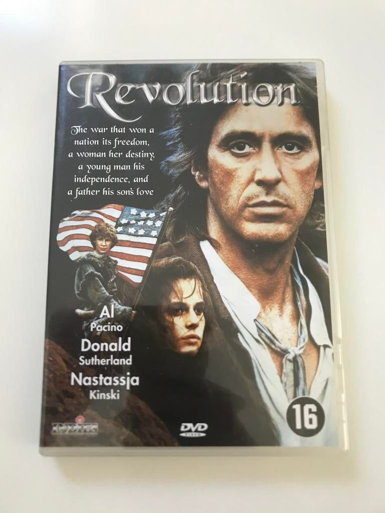 DVD Revolution, CD & DVD, DVD | Aventure, À partir de 16 ans, Enlèvement ou Envoi, Comme neuf