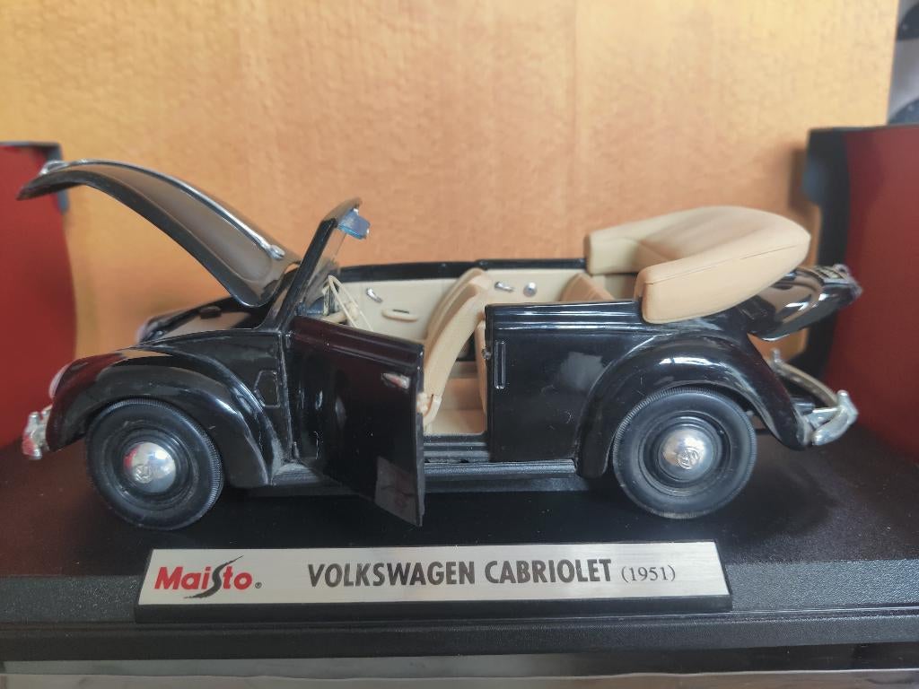 Maisto 1:18 VW Split 1951 Cabriolet Super Edition, Enlèvement ou Envoi, Utilisé, Voiture, Maisto