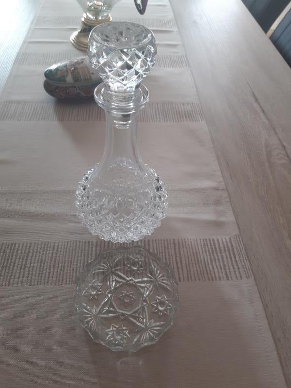 1 KRISTAL WIJN KARAF MET SCHAALTJE ., Enlèvement