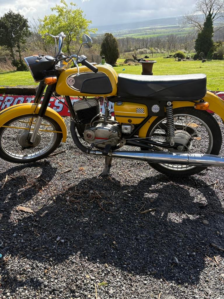 Moto CZ, Enlèvement ou Envoi, Comme neuf