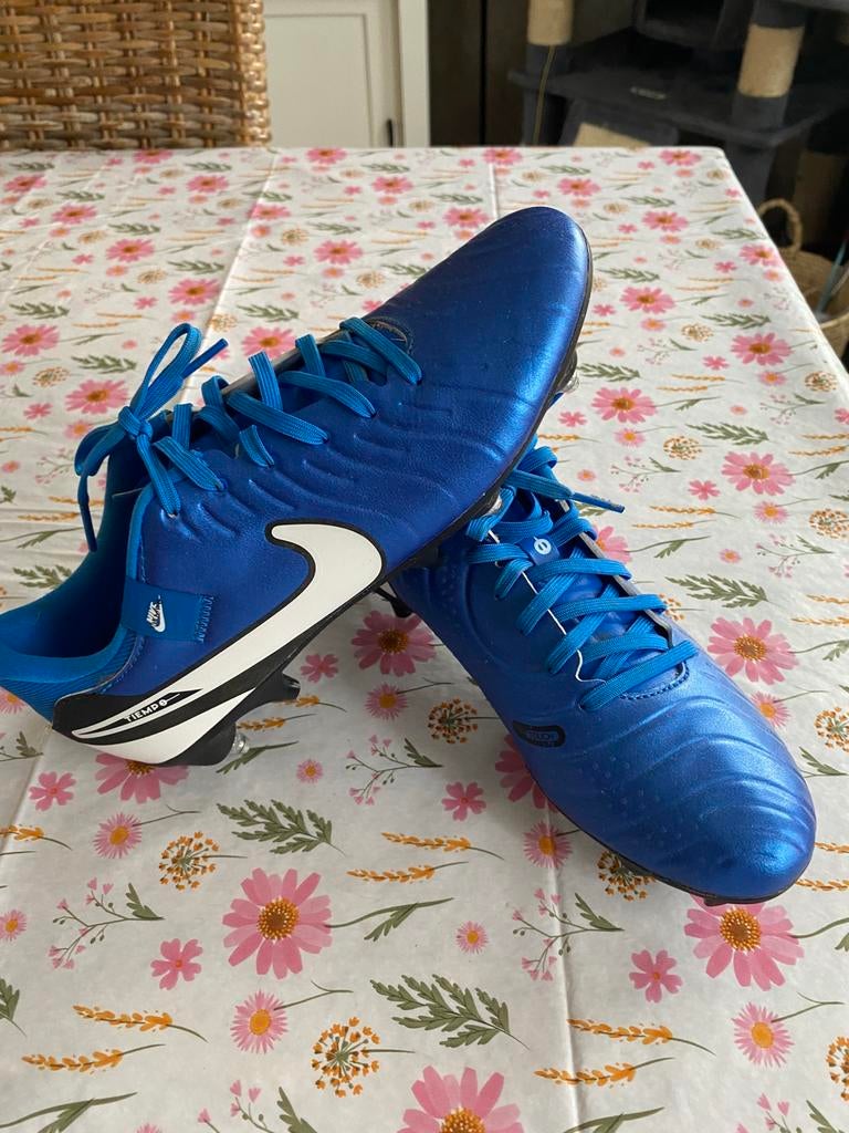 Chaussures de football Nike Tiempo, Enlèvement, Comme neuf