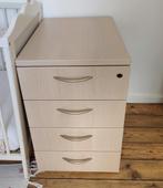 Ladeblok, Huis en Inrichting, Bureaus, Ophalen, Zo goed als nieuw, Bureau