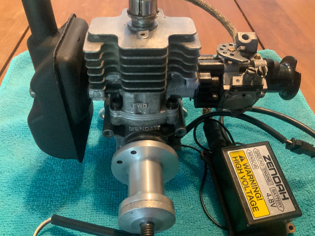 Rare ,Zenoah Titan G20 – Moteur 20cc – Allumage électronique, Enlèvement ou Envoi, Utilisé, Essence