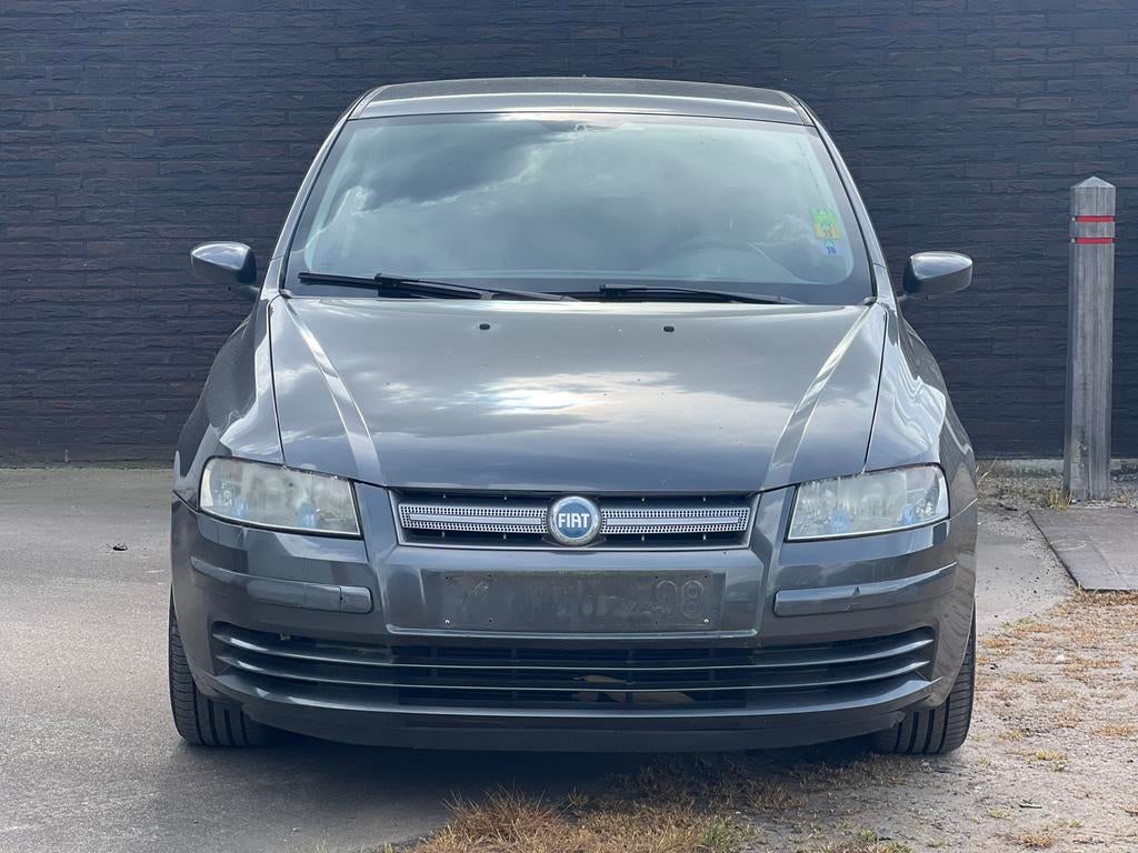 Fiat stilo 1.9 diesel 2007 143dkm!!!!, Voorwielaandrijving, Stof, Zwart, 5 deurs