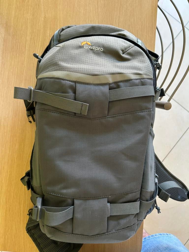 Lowepro Flipside Tech 350, TV, Hi-fi & Vidéo, Photo | Sacs pour appareil, Enlèvement ou Envoi, Comme neuf, Lowepro