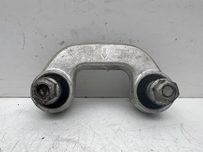 Stabilisatorstang voor van een Volkswagen Passat, Gebruikt, -, Volkswagen, -