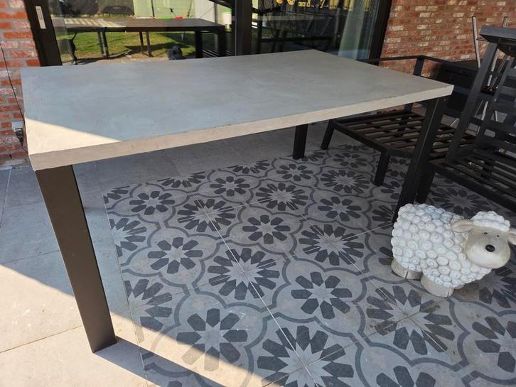 Stevige hoge betonlook eettafel/werktafel., Tuin en Terras, Tuintafels, Ophalen