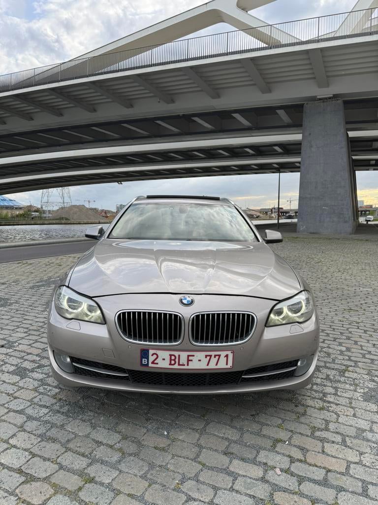Bmw f11 520D, Autos, BMW, Particulier, Série 5, Caméra 360°, Diesel, Euro 5, Automatique, Autres couleurs, Beige, Enlèvement