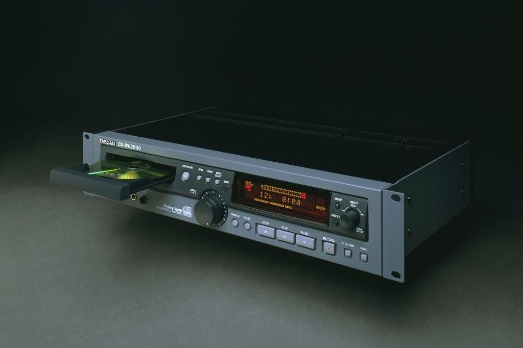 Tascam cdrw 2000 lees de aankondiging, Audio, Tv en Foto, Cd-spelers, Ophalen, Niet werkend, Overige merken