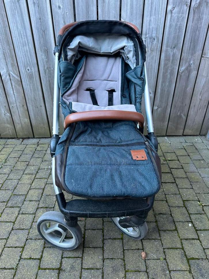 Kinderwagen mutsy, Kinderen en Baby's, Buggy's, Gebruikt, Regenhoes, Verstelbare rugleuning, Voetenzak, Ophalen