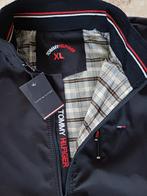 Tommy Hilfiger jas. Maat XL  kleur zwaart, Enlèvement ou Envoi, Taille 56/58 (XL)