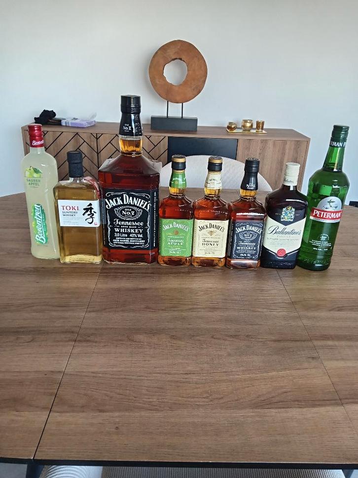 Jack daniel's et autres, Verzamelen, Wijnen, Nieuw, Overige typen, Vol, Ophalen
