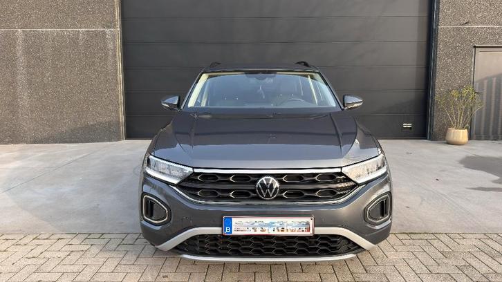 Volkswagen T-Roc Life — 2022 | 150 ch, Autos, Volkswagen, Particulier, T-Roc, ABS, Régulateur de distance, Airbags, Air conditionné