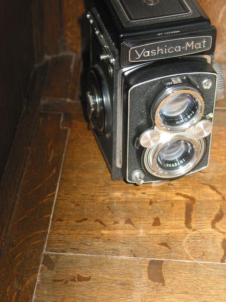 Yashica-Mat., Ophalen, Zo goed als nieuw, Spiegelreflex, Overige Merken