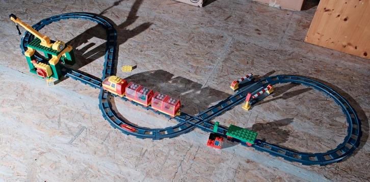 Légo duplo - grand train électrique, Enfants & Bébés, Jouets | Duplo & Lego, Utilisé, Duplo, Ensemble complet, Enlèvement ou Envoi